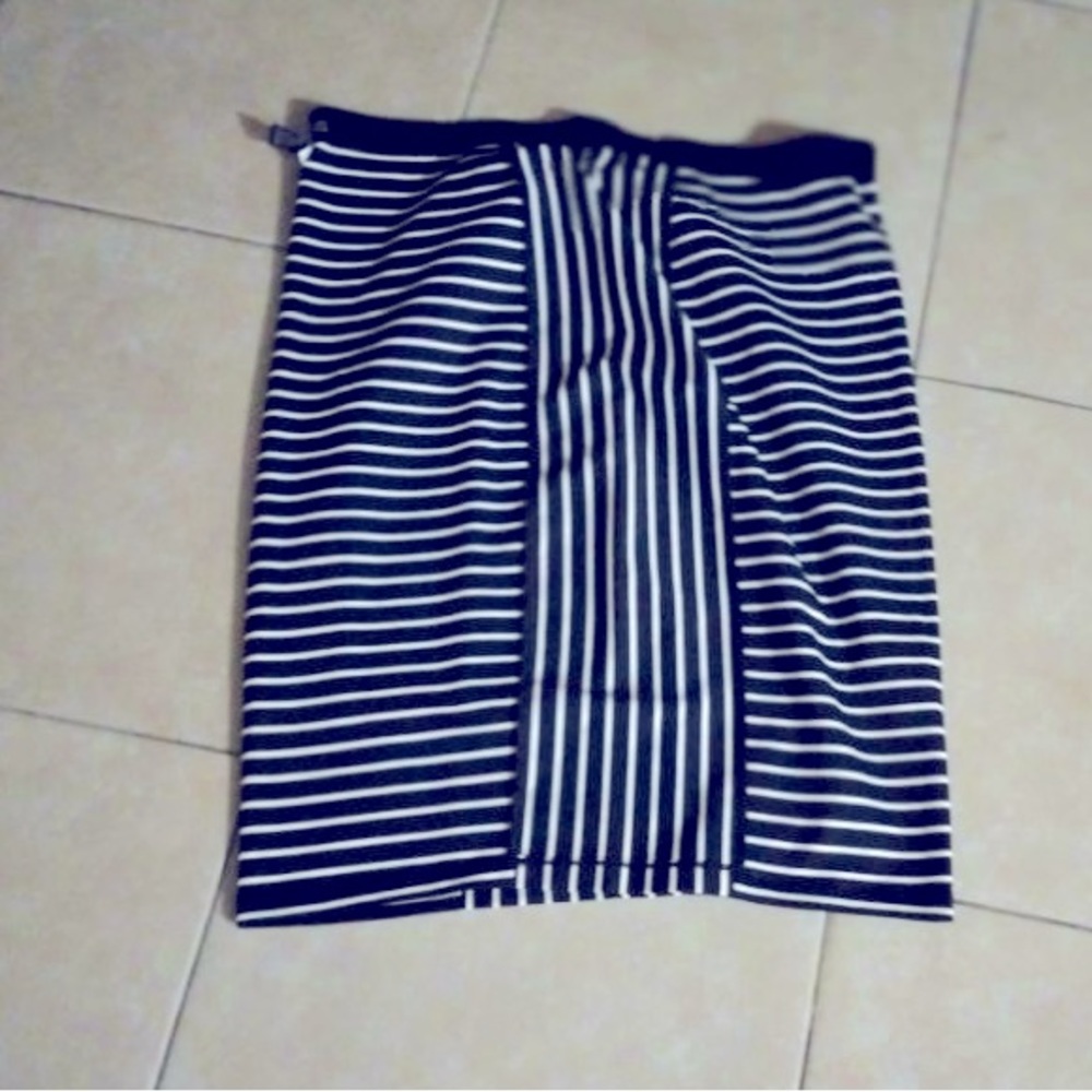 New with no tag Mini Skirt
